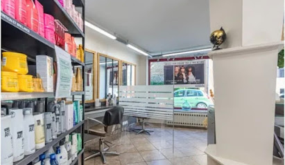Le Salon De Nat'te Coiffeur à Val de Louyre et Caudeau