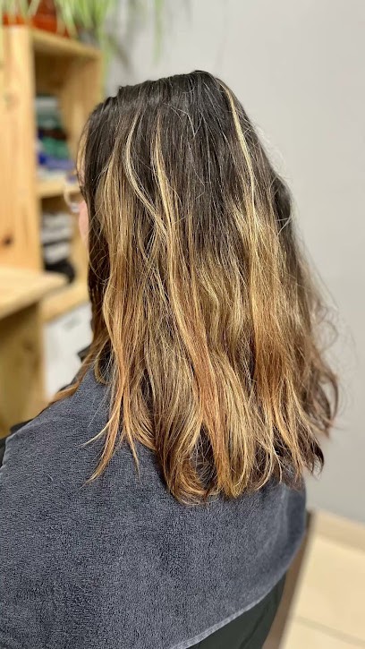 Esthé'Tif, Salon de Coiffure à Lagrave