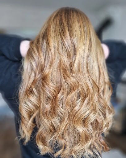 LUMAÏ coiffure à domicile, Coiffeur à Domicile à Landaul