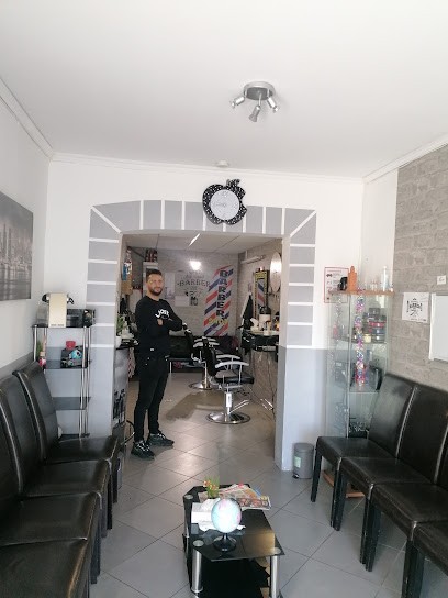 Coiffeur Barber Hair du temps, Salon de Coiffure au Pontet