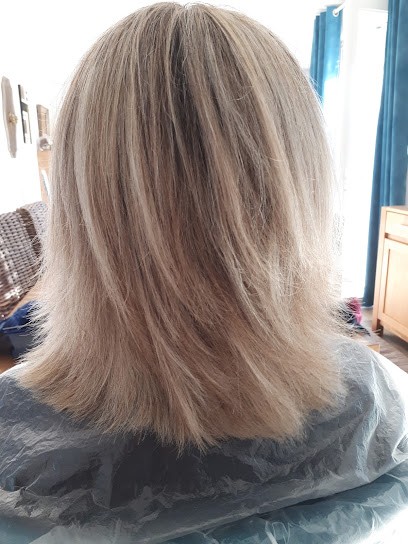 Catherine Coiffeuse et esthéticienne à domicile, Coiffeur à Domicile à Marzan
