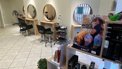 La Tête A L'envers, Salon de Coiffure à Gragnague