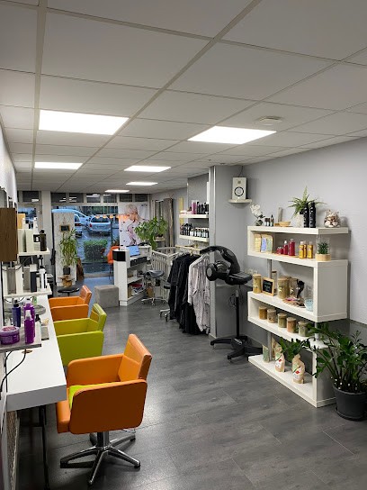 Coquet(te), Salon de Coiffure à Meythet