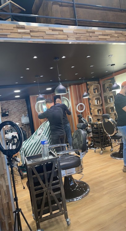 The Barber Gold, Barbier à Bourg-lès-Valence