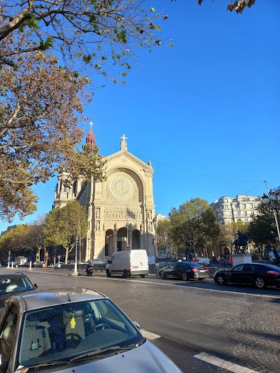 Haute Coiffure Française, Salon de Coiffure à Paris 08