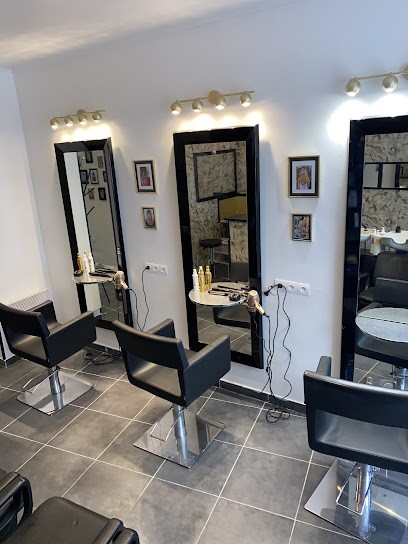 Studio Beauty M, Salon de Coiffure à Rouen
