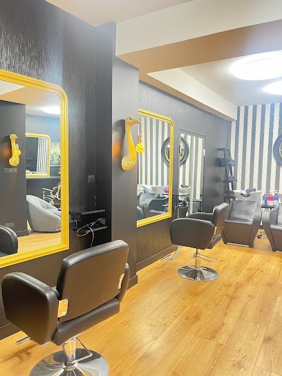 L'Atelier, Salon de Coiffure à Ploumagoar