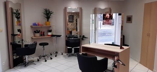 Les ciseaux de Violaine, Salon de Coiffure à Varacieux