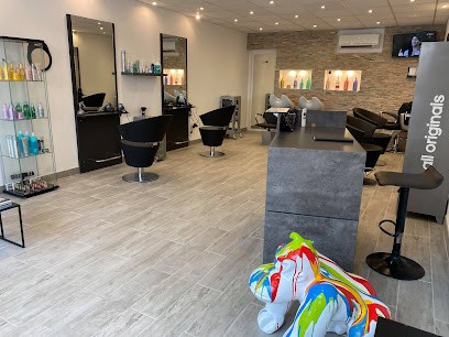 Studio coiffure 2000, Salon de Coiffure à Agde