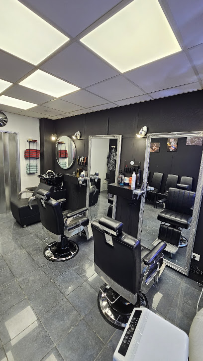 Studio 32 - Coiffeur & Barbier Coiffeur à Marseille 05