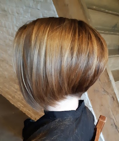 Aurélie Vallet, Coiffeur à Domicile aux Avenières Veyrins-Thuellin