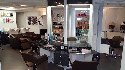 Coiffeur Barbershop Leon, Barbier à Gex