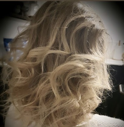 Les ciseaux de Paki ️, Coiffeur à Domicile à Anglet