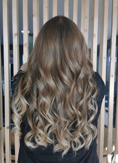 L'Unique By Rinaldi, Salon de Coiffure à Saint-Brevin-les-Pins