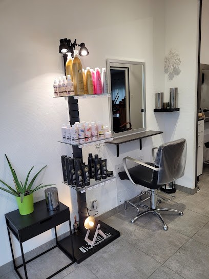 C' Dans L' Hair- Coiffure St Gence, Salon de Coiffure à Saint-Gence