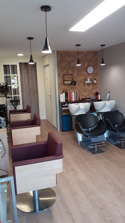 Le Salon De Lydia, Salon de Coiffure à Massignac