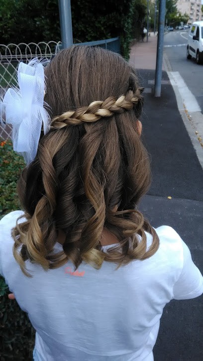 Miss Angel Coiffure Esthetique, Salon de Coiffure à Décines-Charpieu