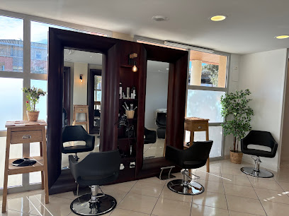 L'hair D'aurore Coiffeur à Eaunes
