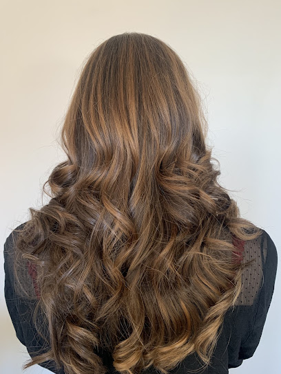 Perez Sarah Coiffure À Domicile Ou En Salon Privée Coiffeur à Monts