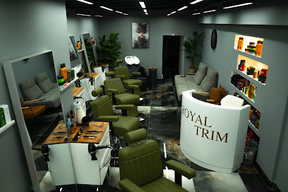 Royal Trim Place Du Monstre - Barber Barbier à Tours