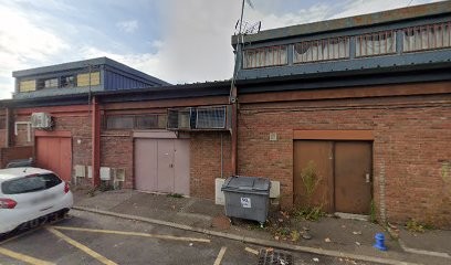Zoub' Hair, Salon de Coiffure à La Verrière