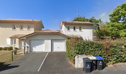 ADOM.KOIF...Coiffeuse à domicile, Coiffeur à Domicile à Arès