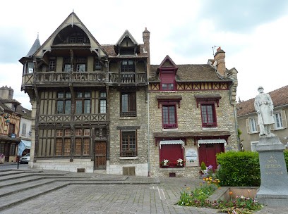 Coiffure De Morais, Salon de Coiffure à Moret-Loing-et-Orvanne