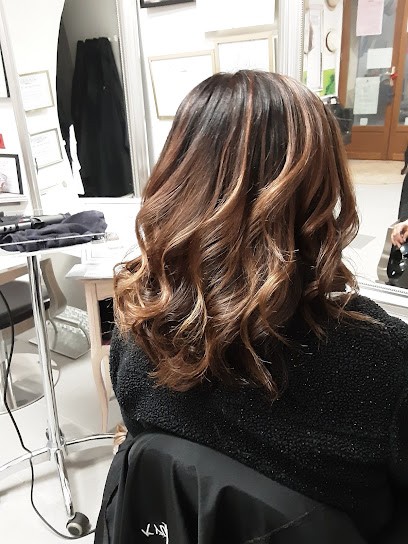 L' Atelier De Coiffure Sylvie Attardi, Salon de Coiffure à Trets