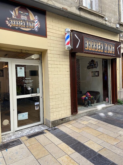 Barber Kong Avignon, Barbier à Avignon