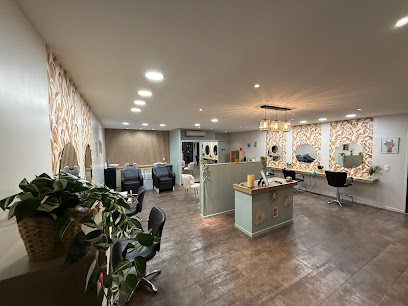 Paillettes & Barbichettes Coiffeur à Créon