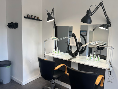 Poux Experts Lyon - Centre Anti Poux Lyon Coiffeur à Lyon 08