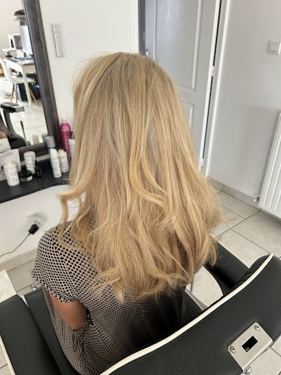 Marilyn coiffure à domicile Barbière, Coiffeur à Domicile à Migné-Auxances