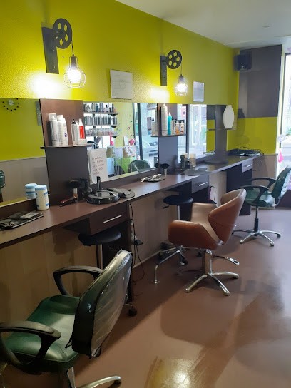 Nuances Et Profil, Salon de Coiffure à Châlus