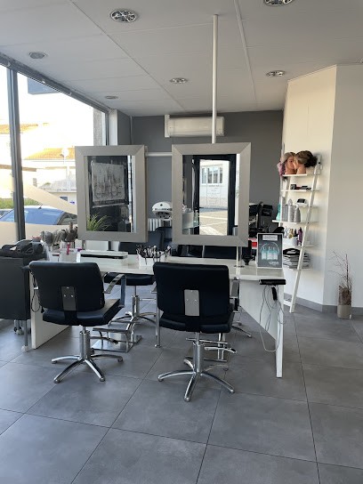 Créa'tif, Salon de Coiffure à Royan