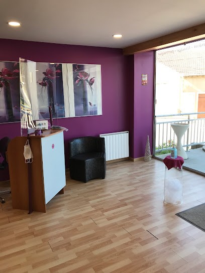 L'atelier Beaute J.&S., Salon de Coiffure à Rémilly