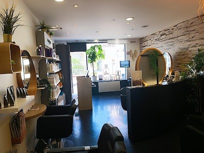 Salon Charles-Victor Coiffeur Beauté, Salon de Coiffure à Courseulles-sur-Mer