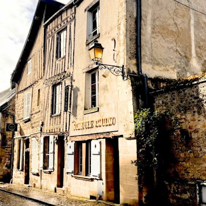 Coiffure Studio, Salon de Coiffure à Senlis