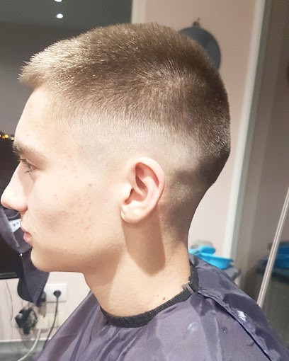 Salon Touching, Salon de Coiffure à Cosnes-et-Romain