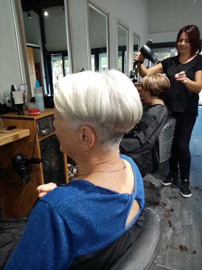 Euro Coiffure Eric Brochet, Salon de Coiffure à Mazères-Lezons