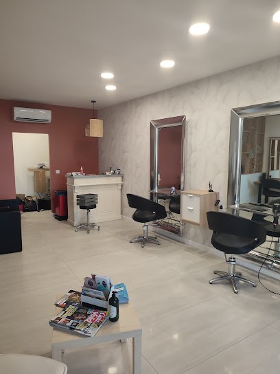 Au Salon D Audrey, Salon de Coiffure à Abeilhan