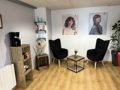 L'or A Coiffure, Coiffeur à Cerdon