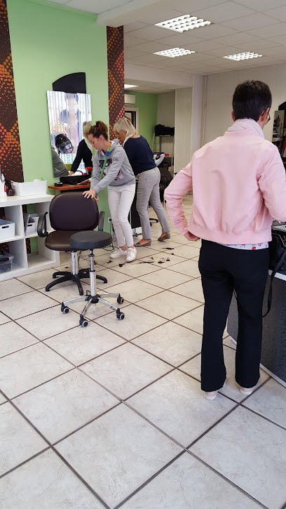 Clair Pascal, Salon de Coiffure à Gannat