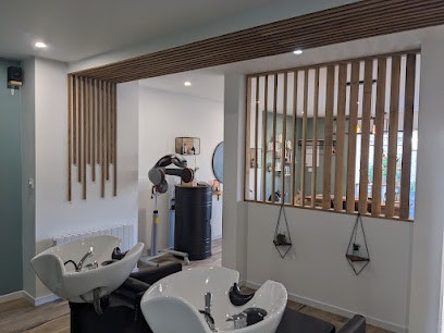 L'élégance O'naturel, Salon de Coiffure à Voutré