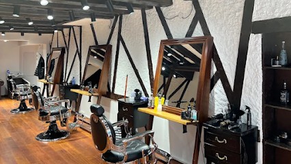 Coiffeur Poga Barber House Durim / Ongles De Rêve, Salon de Coiffure à Évian-les-Bains
