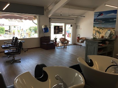 Martina Coiffure, Salon de Coiffure à Moliets-et-Maa