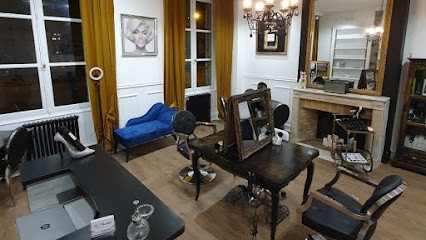 Le Boudoir By A. Coiffure, Salon de Coiffure à Angers