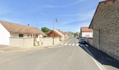Bugaj Claire, Salon de Coiffure à Touquin