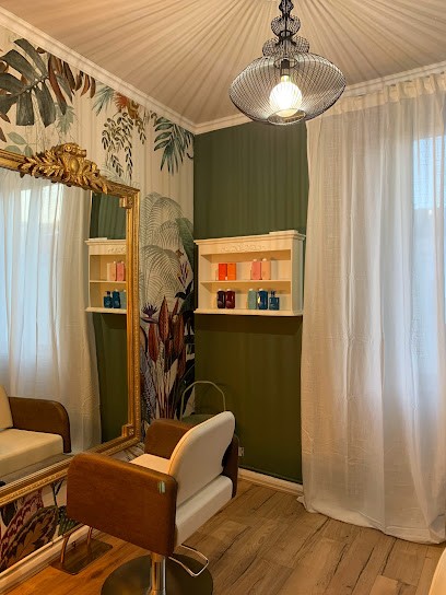 Le Miroir Des Coquettes Vertou, Salon de Coiffure à Vertou