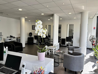 Salon By Alex Coiffeur à Fosses