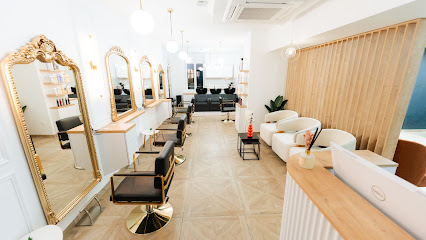 Audrey Bayeul - Maître Artisan Coiffeur Coiffeur à Frouard